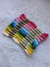 Load image into Gallery viewer, Rose Bouquet Embroidery Floss Palette