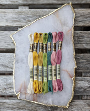 Load image into Gallery viewer, Embroidery Floss Palette - Warm Floral